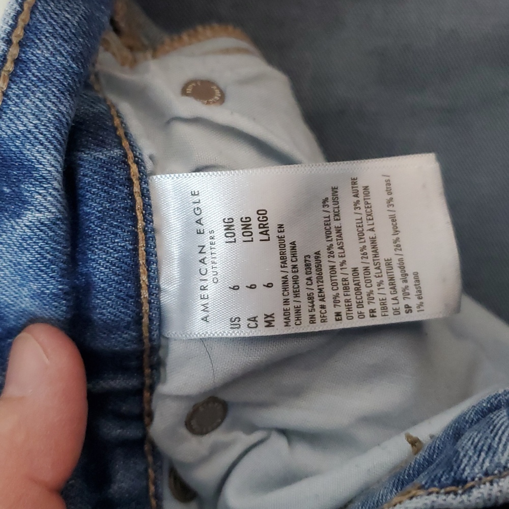 American Eagle Highest Rise 90s Boyfriend 6 Long Distressed - Picture 6 of 12
